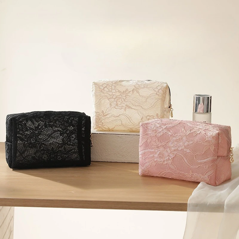 Portable Large Capacity Lace Makeup Bag Travel Toiletry Bag Cosmetic Storage Handbag Waterproof Wash Bag Luxury Style