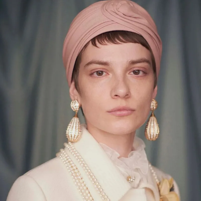 

HUANZHI Exaggerated Luxury Chunky Gold Plated Sparkling Rhinestone Inlaid Hot Air Ball Earrings for Women Girls Metal Jewelry