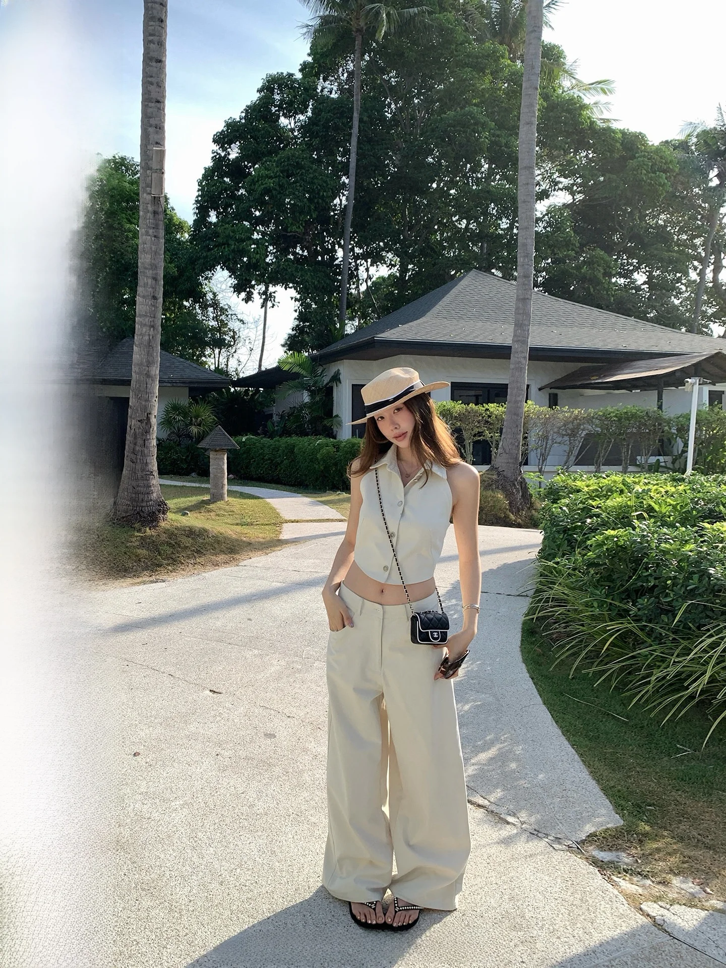 

Летний повседневный комплект Ranwear Holiday South France: укороченная рубашка без рукавов с зауженным воротом и широкие брюки для женщин