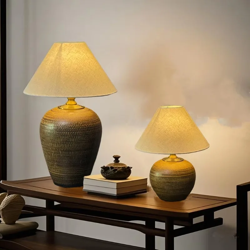 

Ceramic luxury new models, handmade ceramic desk lamps, Chinese hotel living room, bedroom bedside, eye protection desk lamps
