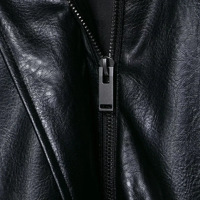 เสื้อแจ็คเก็ตหนังเทียมผู้หญิง แฟชั่นเท่ห์สไตล์มอเตอร์ไซค์ สตรีทแวร์ย้อนยุค แขนยาว เสื้อคลุมตัวนอก ซิปเรียบง่าย เสื้อคลุมฤดูหนาว