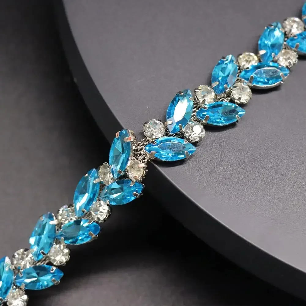 

1 Yard Rhinestone Trim, Crystal Rhinestone Chain Applique, Ideal for DIY Decoration and Wedding Clothing Embellishments, 0.6