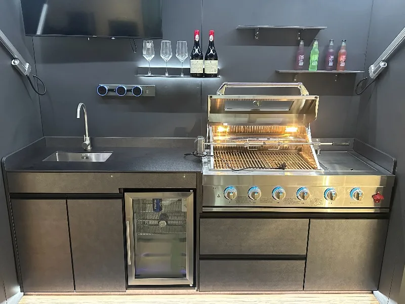 2025 New Modular SS304 Outdoor BBQ Kitchen with Disassemble Closable Shed BBQ Grills and Sink&fridge Combo for Family Party