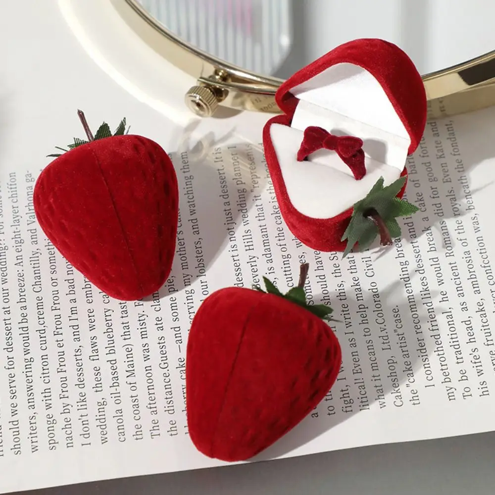 Флокированная пластиковая коробка для колец с клубникой, подарочные коробки, романтический органайзер, витрина для свадебных украшений, красный чехол для обручальных колец