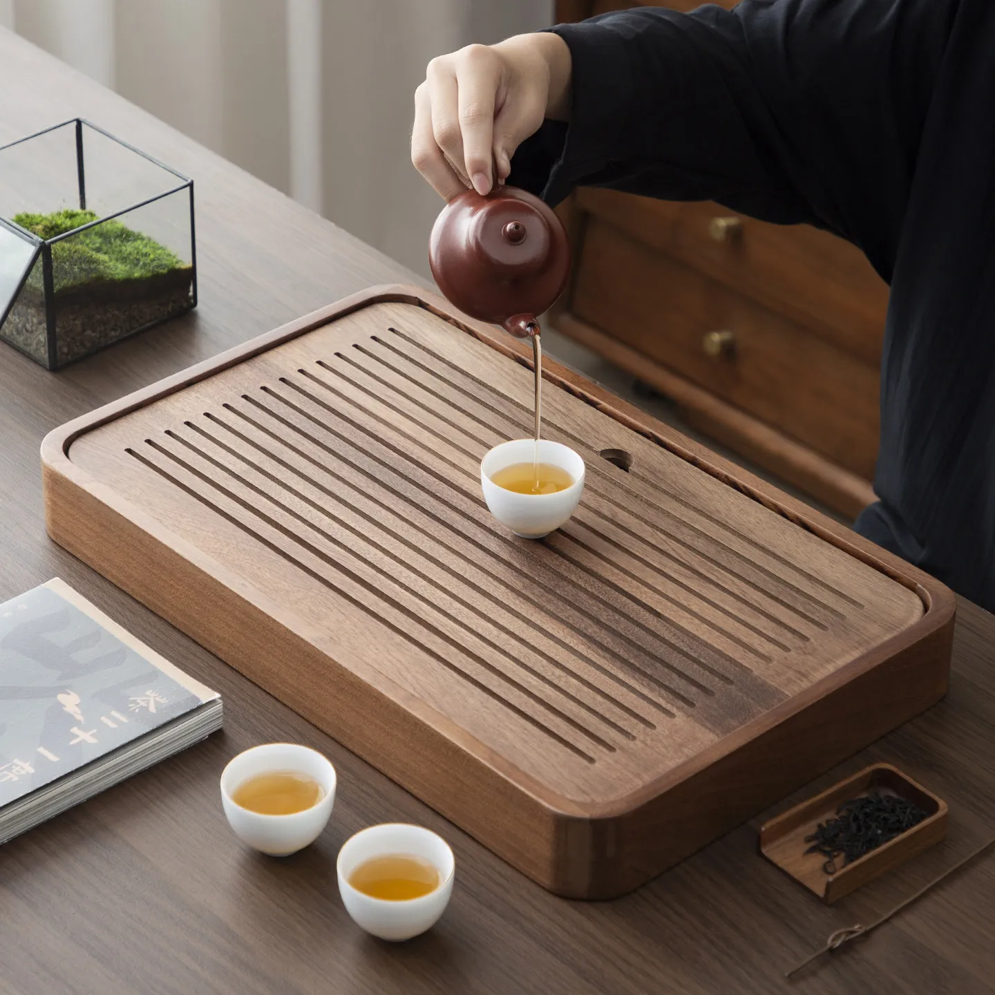 Walnut Solid Wood Rectangular Dry Tea Tray Water Storage Tea Plate Household Office Kung Fu Tea Sea Serving Tray
