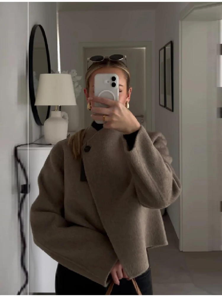 

Женская шикарная элегантная свободная короткая куртка, осень-зима, шерстяное пальто с круглым вырезом, новинка 2025 года, универсальная повседневная уличная одежда для пригородных поездок