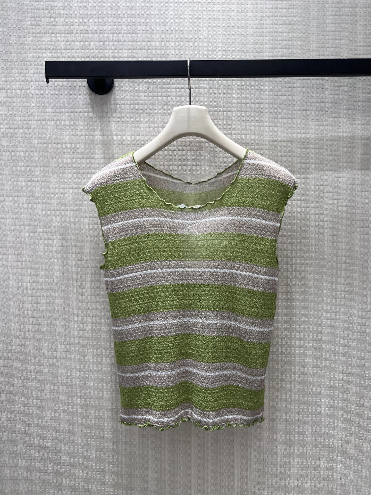 

Women's Knitted Vest Avocado Green Striped Bee Embroidery Elegant Style Casual Comfortable Breathable Summer Top