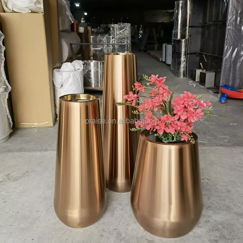 Luxury Home Decor Stainless Gold Large Planter Pot / Big Outdoor Flower Pots / Metal Tall Flower Vase for living room