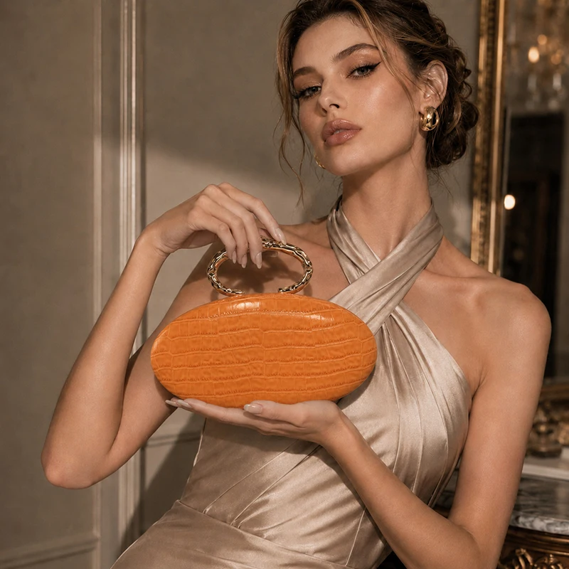  Eiförmige Handtasche mit Krokodil-Textur und Acryl-Griff, ovale Abendtasche mit Kettenriemen für Damen, luxuriöse Clutch für Hochzeiten und Partys. – Detail 14