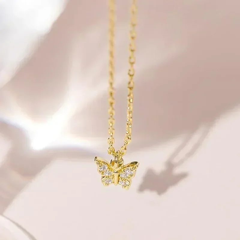 New Ladies' Dynamic Butterfly Necklace, Sweet and Fashionable for Attending Banquets, Ladies' Necklace, Elegant Accessories