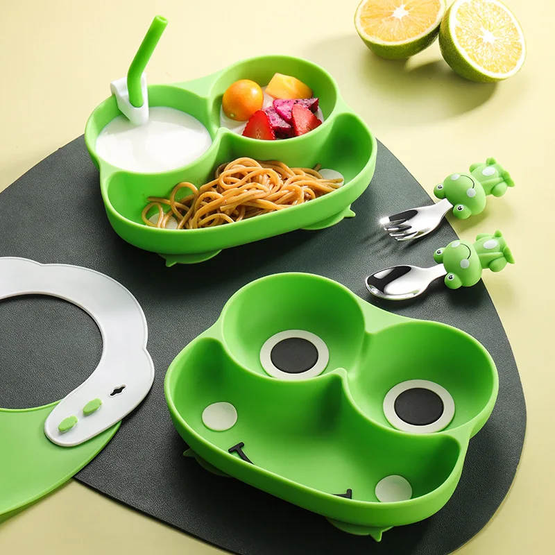 4Pcs Silicone Dish Sets for Children Cartoon Frog Utensils Baby Plate with Suction Cup Fork Spoon Straw Kids Tableware Kits