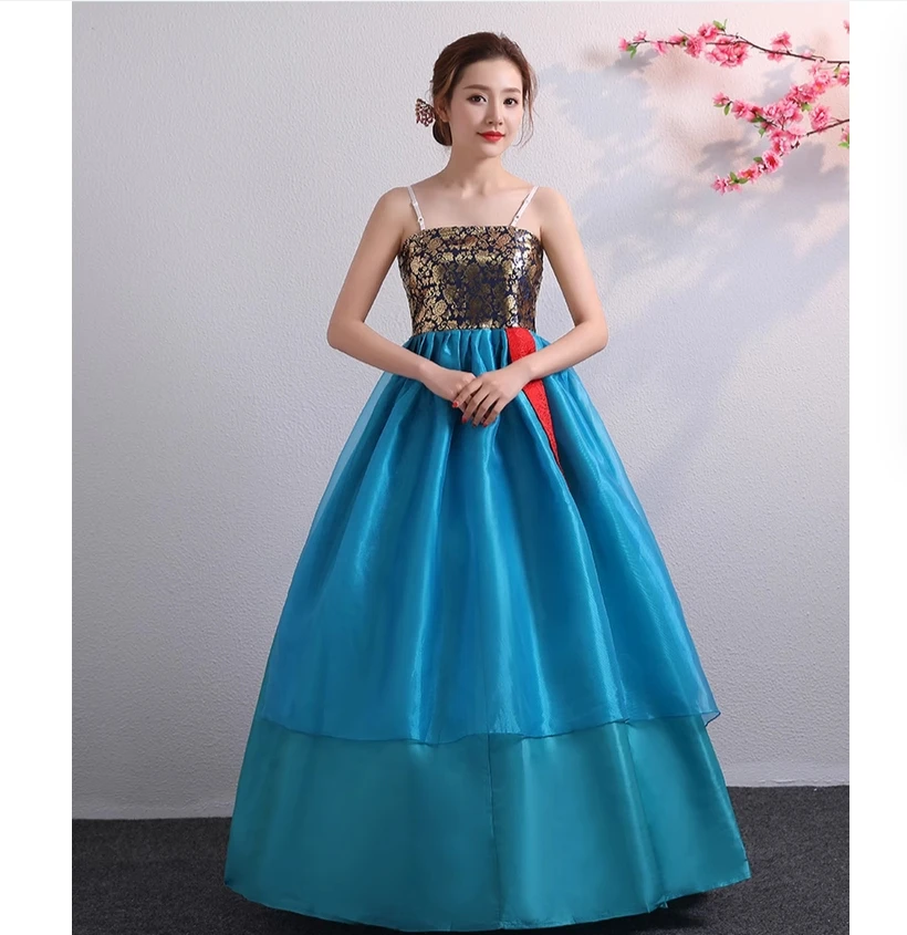 أزياء الرقص الكوري، أزياء الأداء الأقليات العرقية، فساتين الممارسة النسائية، الأزياء القديمة، والفساتين اليوم