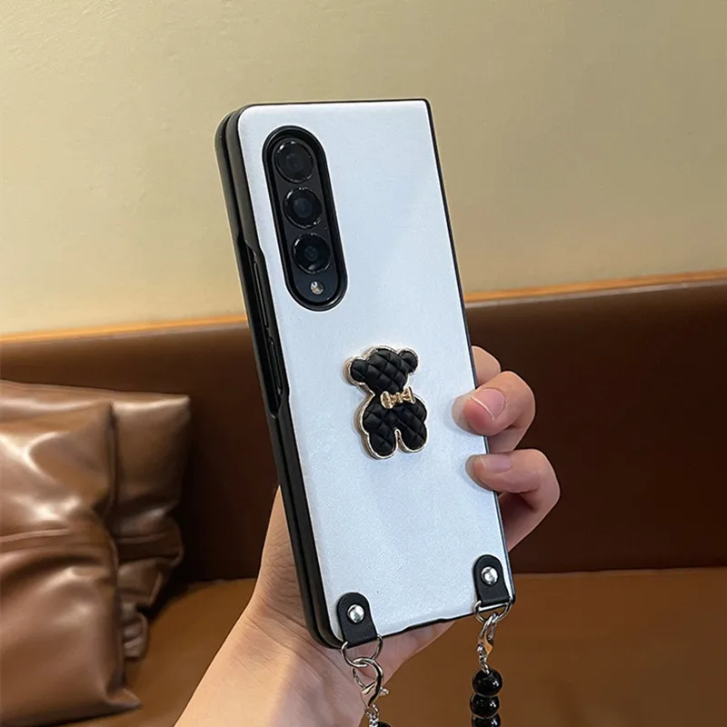 

Korean Cute Bear Leather Phone Case For Samsung Galaxy Z Fold 4 ZFold 5 ZFold6 ZFold 3 2 Portable Bead Bracelet Cover Capa Etui