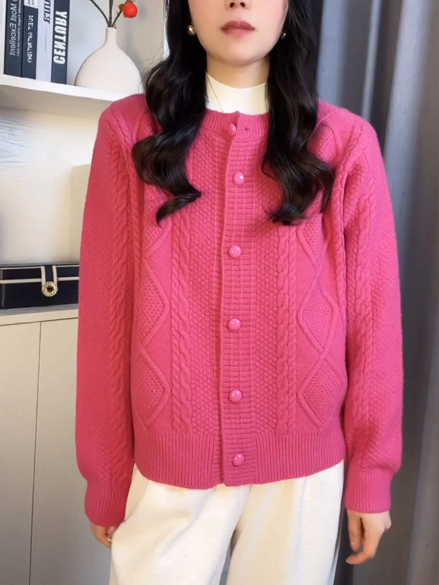 

Thiened Knitted Cardigan Women's ort Sle Retro Buttoned Design Sensation Warmth Faion Outerwear Sweater Coat