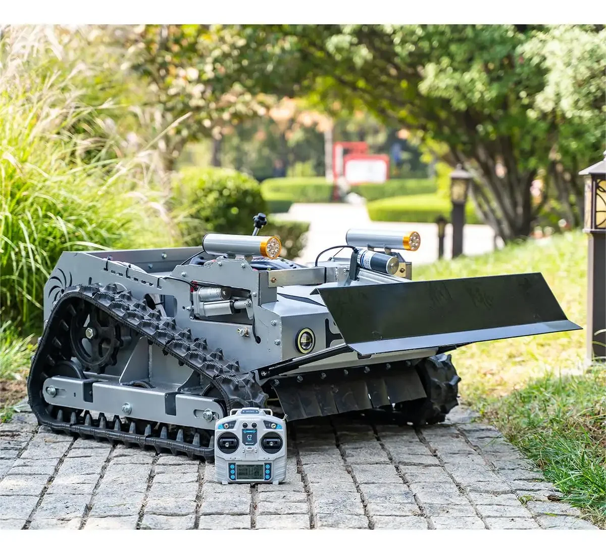 

CE certified 550mm remote control crawler electric ligent snow removal robot lawn mower manufacturer for sale at low price