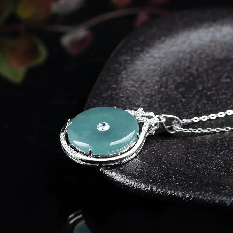 

Burmese Jade Donut Pendant Emerald Man Jadeite Chinese Necklace Real Fashion Pendants Blue Gemstones Jewelry 925 Silver Natural