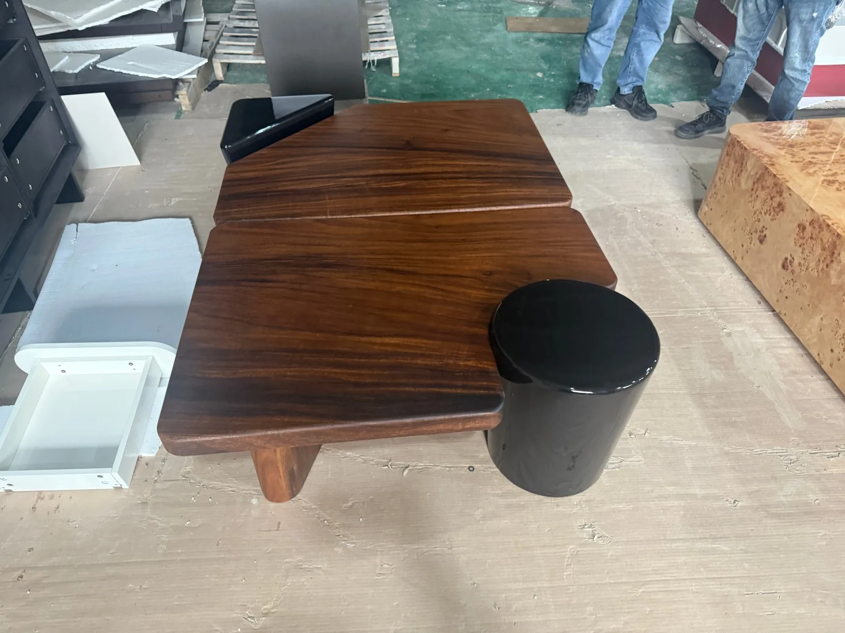 &Solid Wood Slab Nesting rh Coffee Table Walnut Soild Wood Custom Character Coffee Table for Living Room