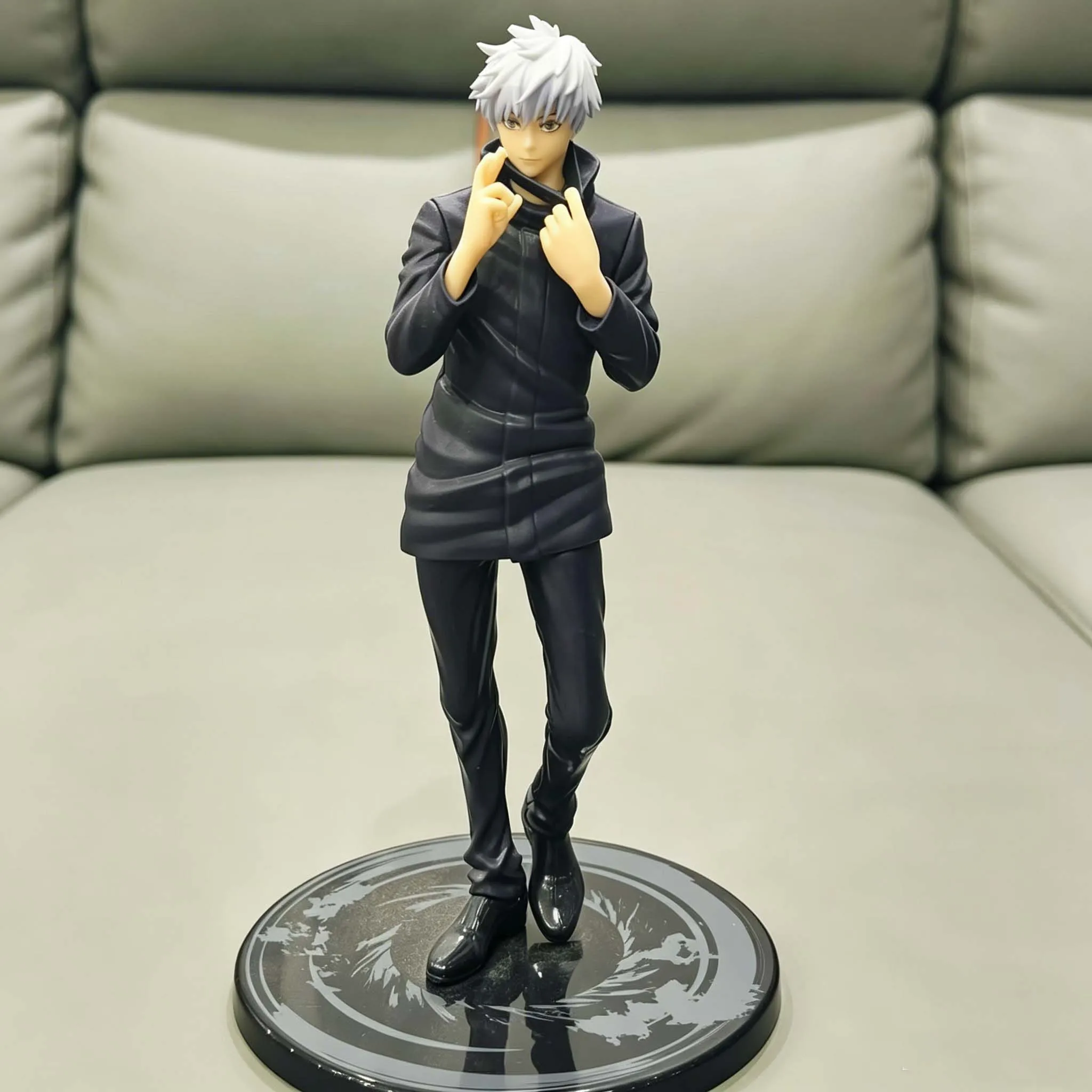 21cm Jujutsu Kaisen Anime-Figur Gojo Satoru Anime-Statue PVC-Actionfigur Sammlermodell Spielzeug Kinderdekoration Puppe