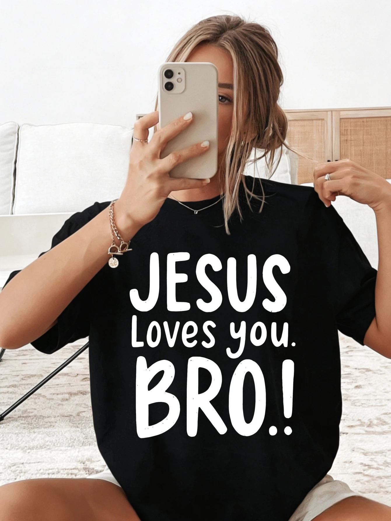 

Женская повседневная хлопковая футболка оверсайз с забавным принтом «JESUS Loves You BRO», летняя, на каждый день, подарок для нее