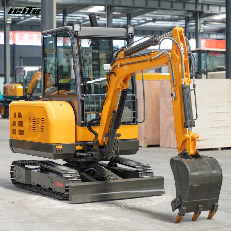 Mini escavatore idraulico della costruzione dell'azienda agricola del cingolo economico economico da 2 tonnellate 2000kg di vendite calde con CE