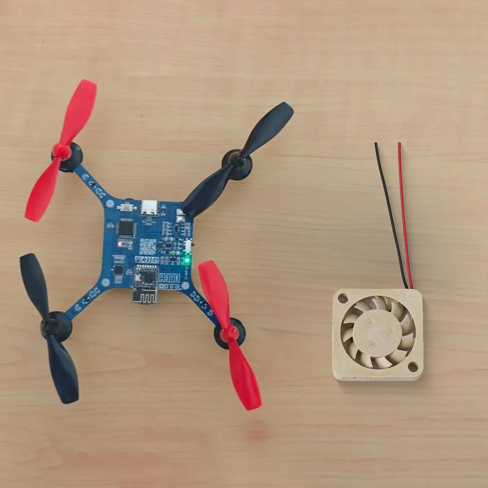 Compact 1703 5V 3 3V Cooling Fan for UAV 17*17*3mm Effective Heat Dissipation Two-Wire High Speed Quiet Mini Hydraulic Bearing
