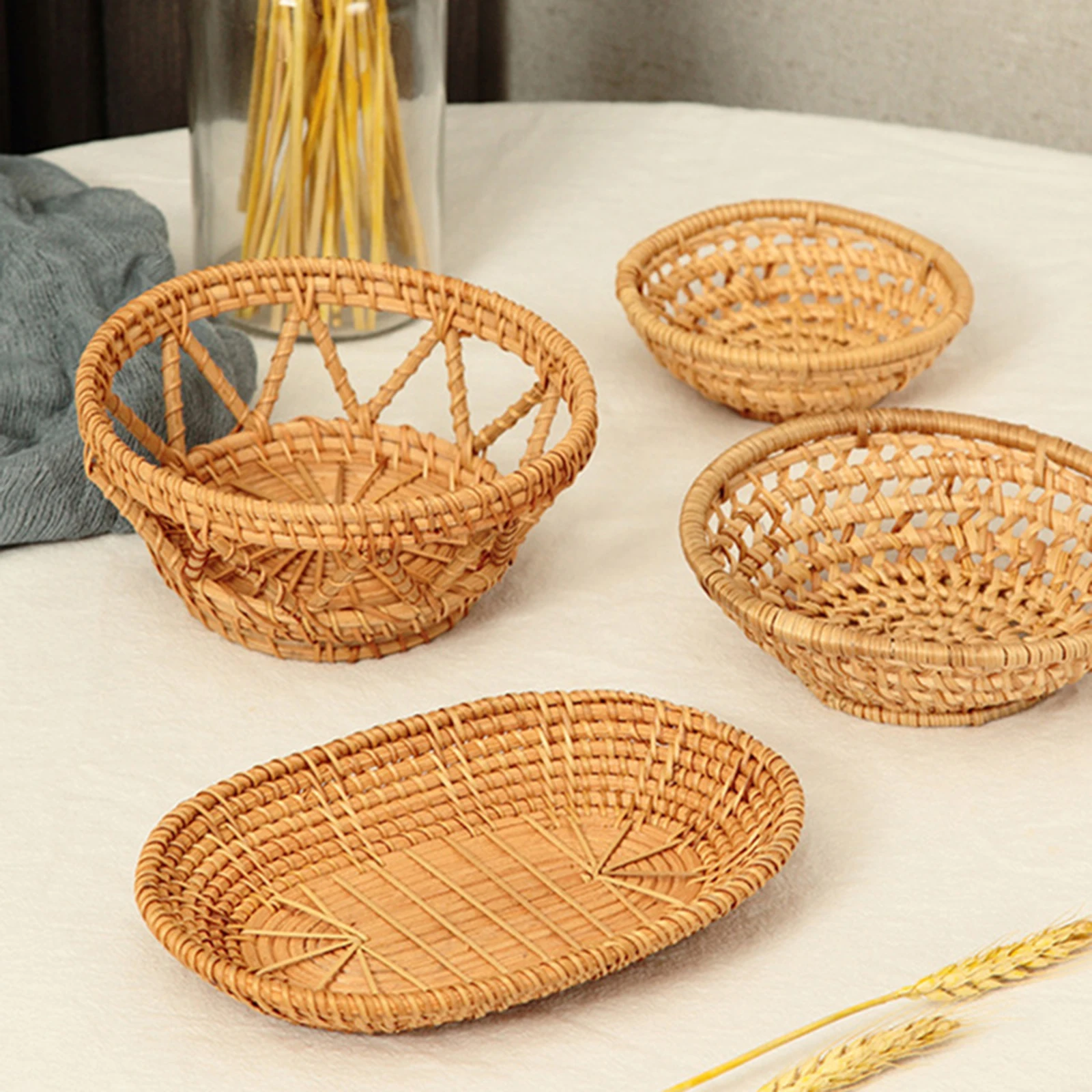 Oval Rattan Woven Storage Basket Bread Fruit Food Storage Tray Knife And Fork Baskets Breakfast Display Box Kitchen Storage 1pc