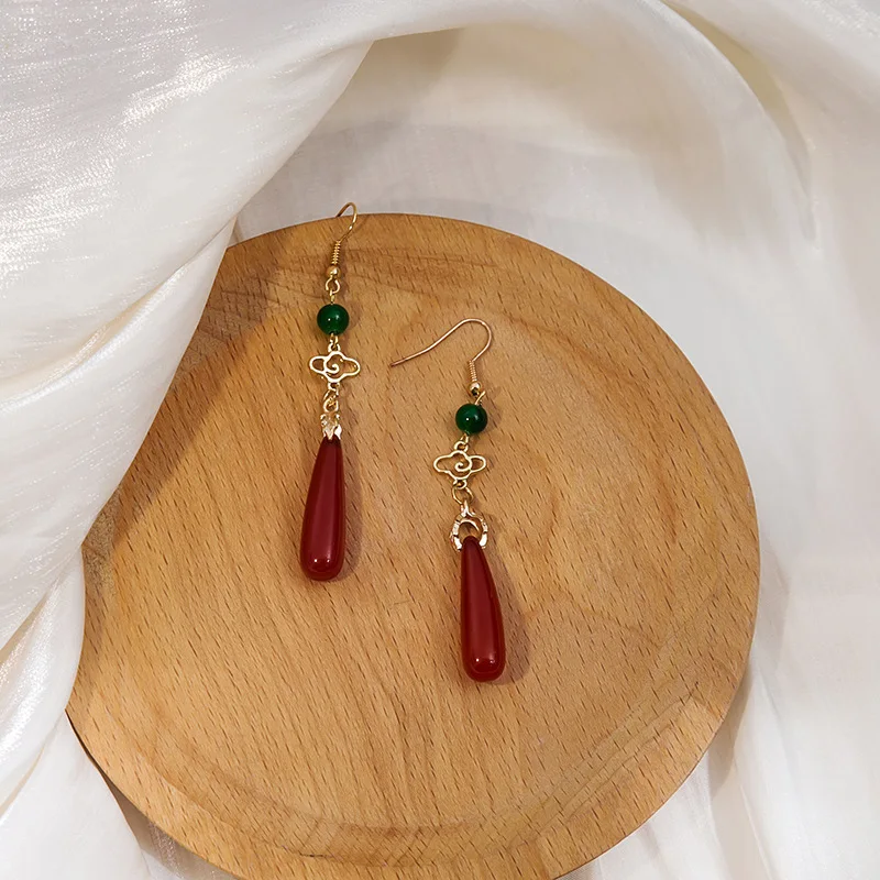 Red Jade Cloud Dangle Earrings Vintage Green Gemstone Ear Decorations Elegant Pendant Fashion Jewelry Idea Dress Accessories