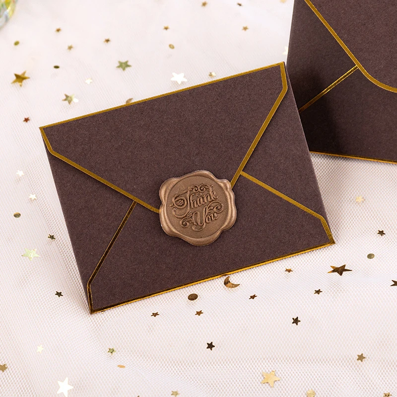 

50 шт. конвертов 10x7,5 см для свадебных приглашений, бумага 150 г, канцелярские товары для малого бизнеса, золотое тиснение, пакеты для хранения