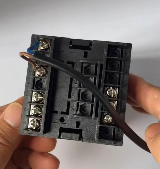 Adequado para relé de tempo multifuncional com display digital duplo de quatro dígitos HG7-RB40 HG9 HG4-RB4