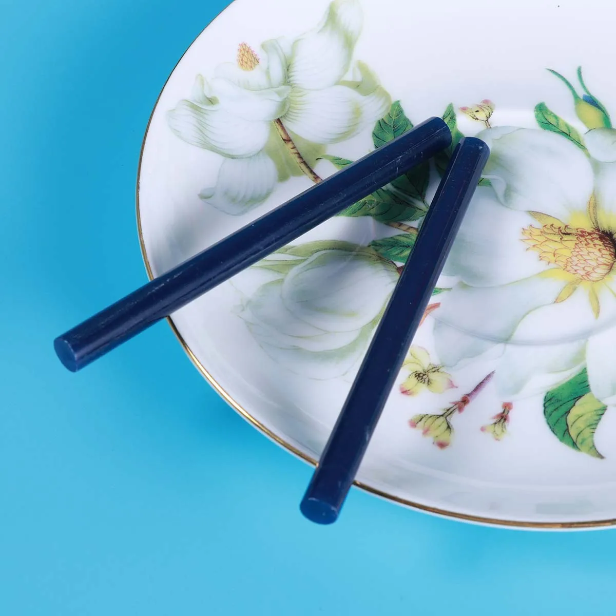 

16Pcs Hot Melt Glue Sticks Easy to Use with Lighter for Handmade Art Craft Party Designers Florists Carton Box Sealing