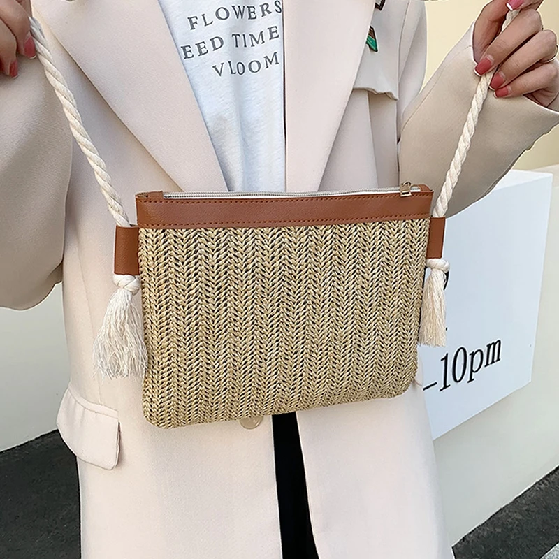 Women Summer Straw Messenger Bag Woven Fashion Shoulder Bag Purse Beach Tassel Zipper Designer Crossbody Travel Bag