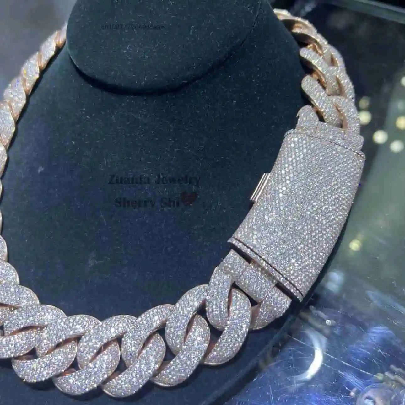 

Zuanfa Jewelry Hip Hop Iced Out Miami Cuban Link 25MM Thick Solid 925 Silver VVS Moissanite Cuban Chain