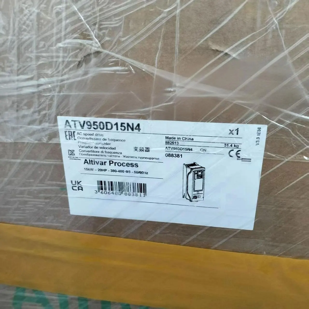 

Brand new ATV950D15N4 ATV950D18N4 ATV950D22N4 ATV950D15N4E ATV950D18N4R One Year Warranty