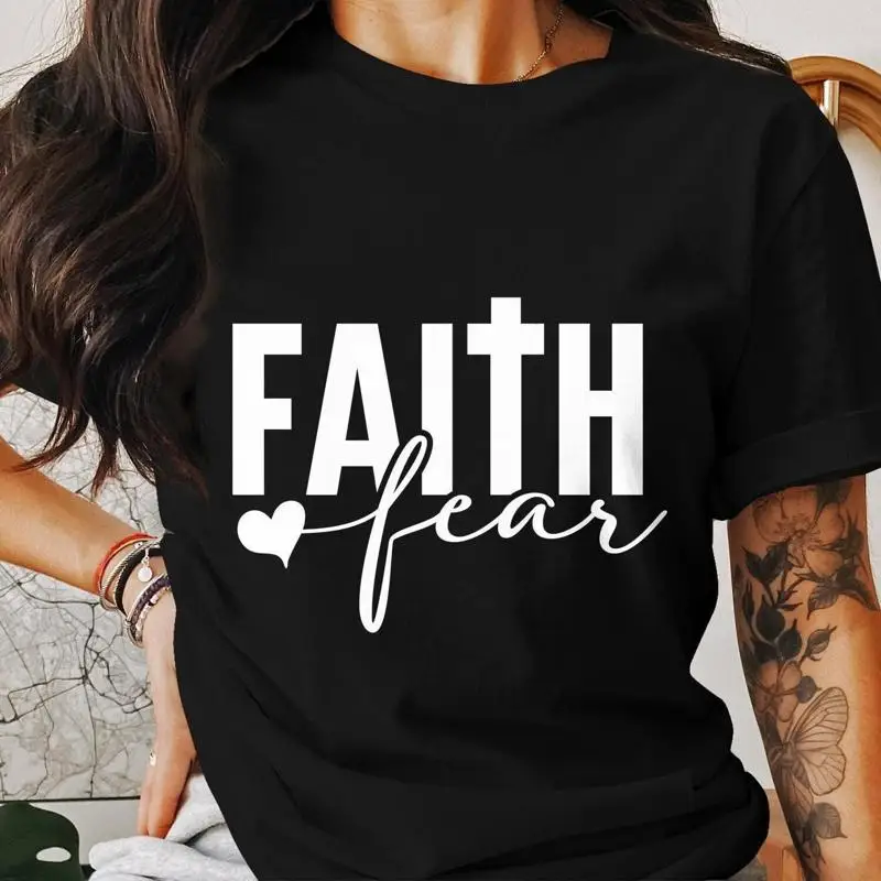 

Вдохновляющая футболка Faith Over Fear Мотивационная христианская религиозная одежда поднимающаяся на основе