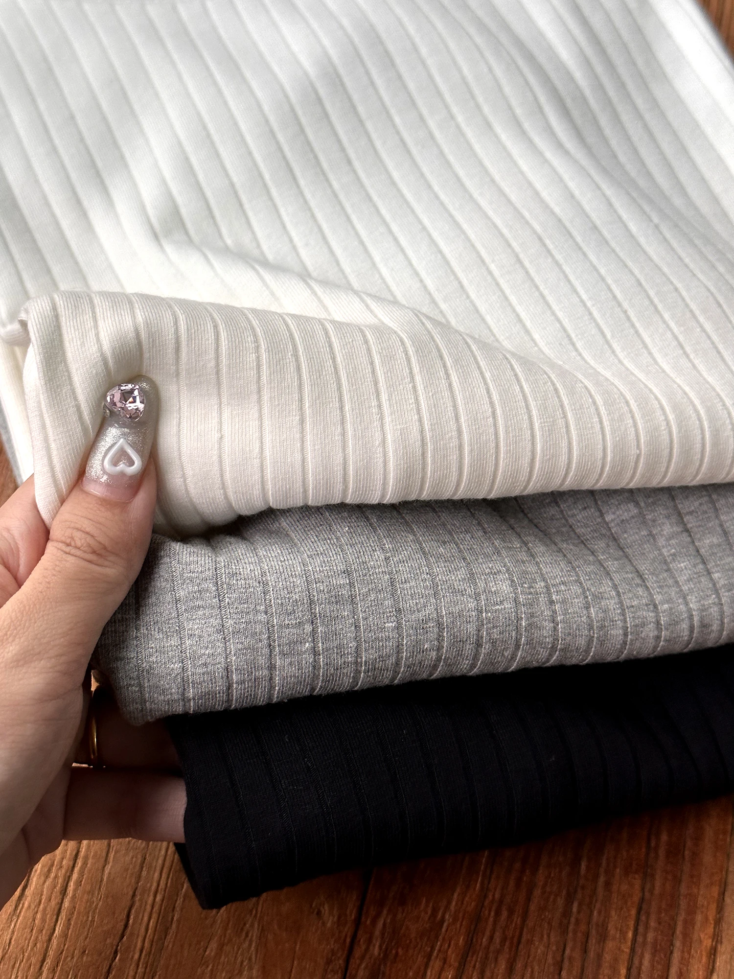 Ele Slimming f High Ne Base irt ملابس تريكو نسائية ذات لون نقي للخريف والشتاء بطبقة أساسية