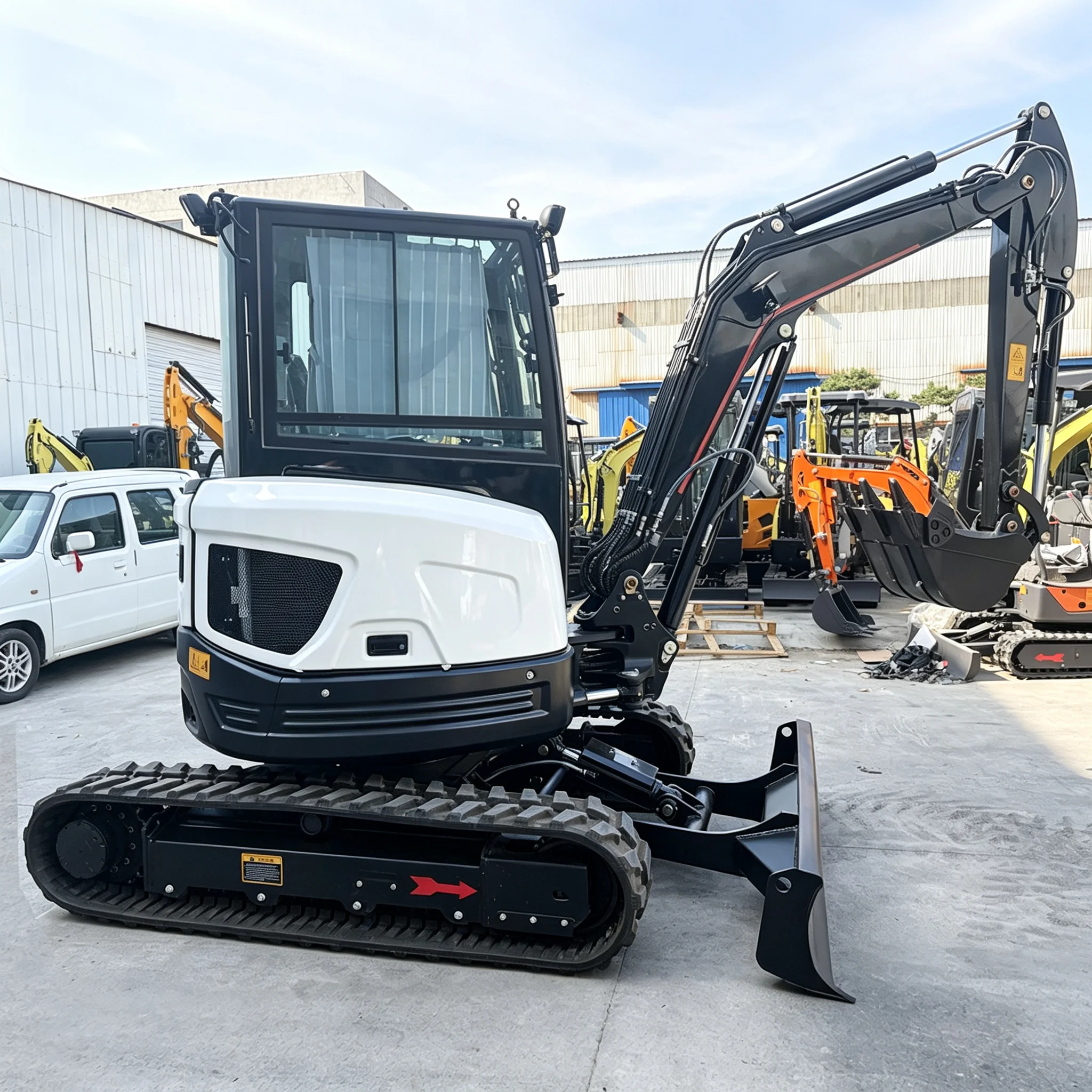 Kubota Engine 3.5 Ton Customized Mini Crawler Excavator Hydraulic Digger Earthmoving Machine CE EPA Euro 5 Certified
