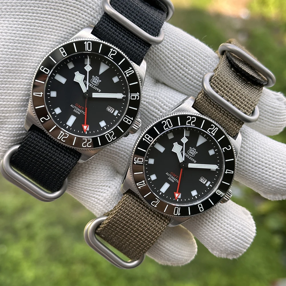 STEELDIVE 4針 自動巻き 300m防水 メンズダイブウォッチ