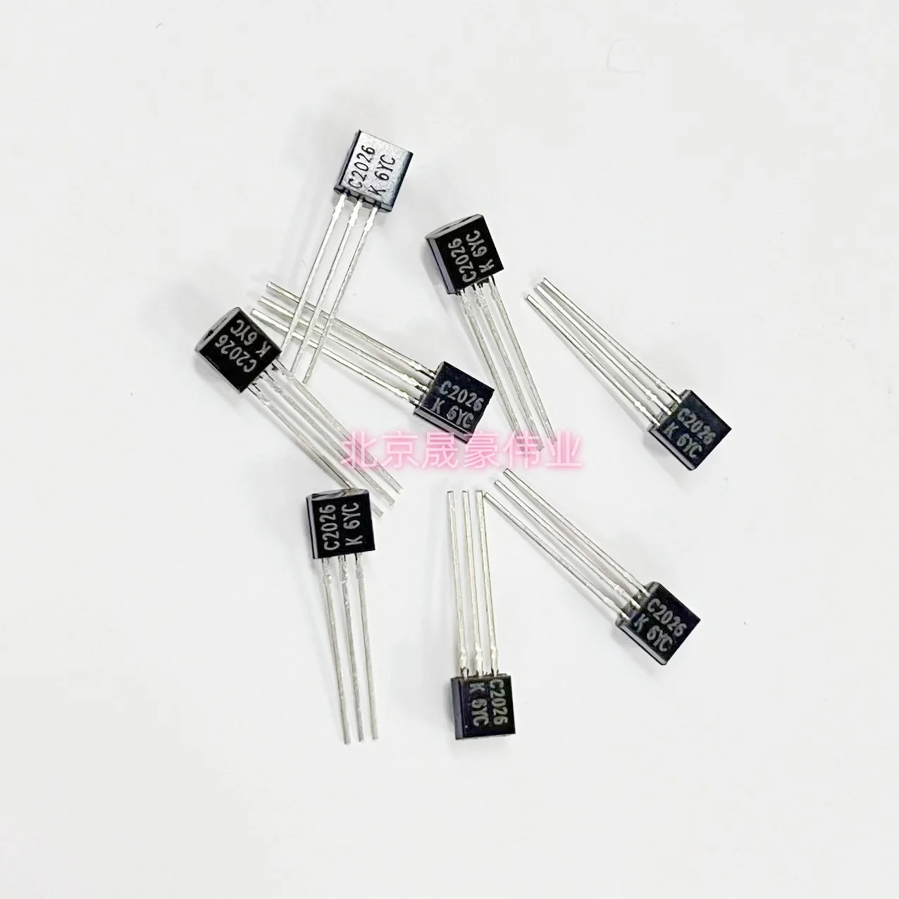 10 stks 2SC2026 C2026 NPN Transistor TO-92