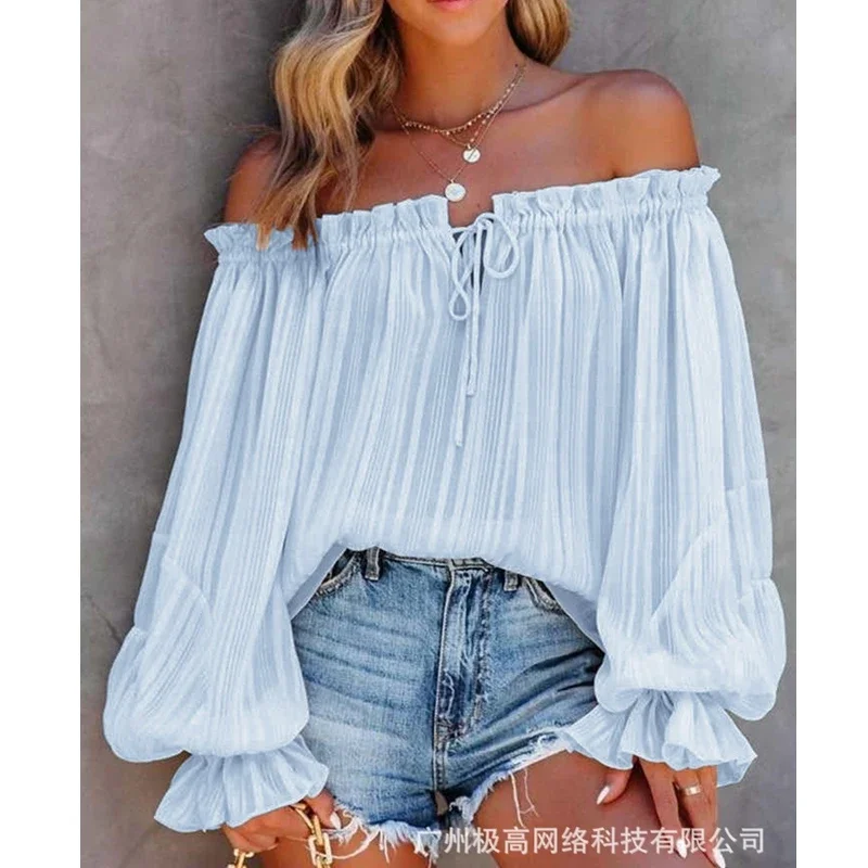 Nieuwe zomerblouse dames effen kleur geplooide losse veterblouse dames casual lantaarn mouw off-shoulder schuine hals shirt