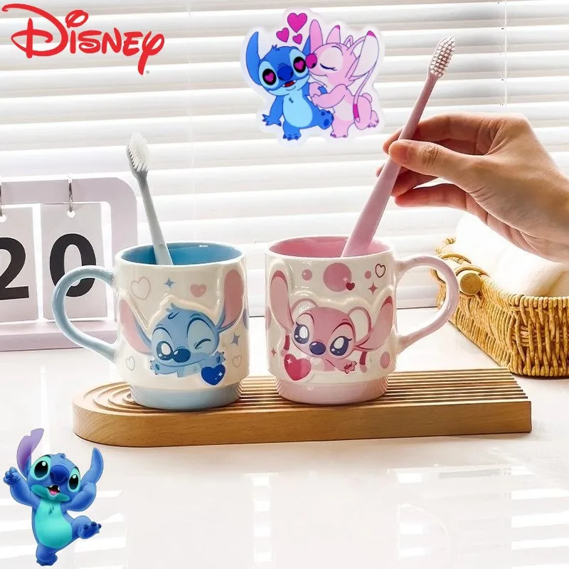 Taza de aseo de cerámica con asa, serie Disney creativa Stitch Angel, nuevo patrón de dibujos animados bonitos para hombres y mujeres