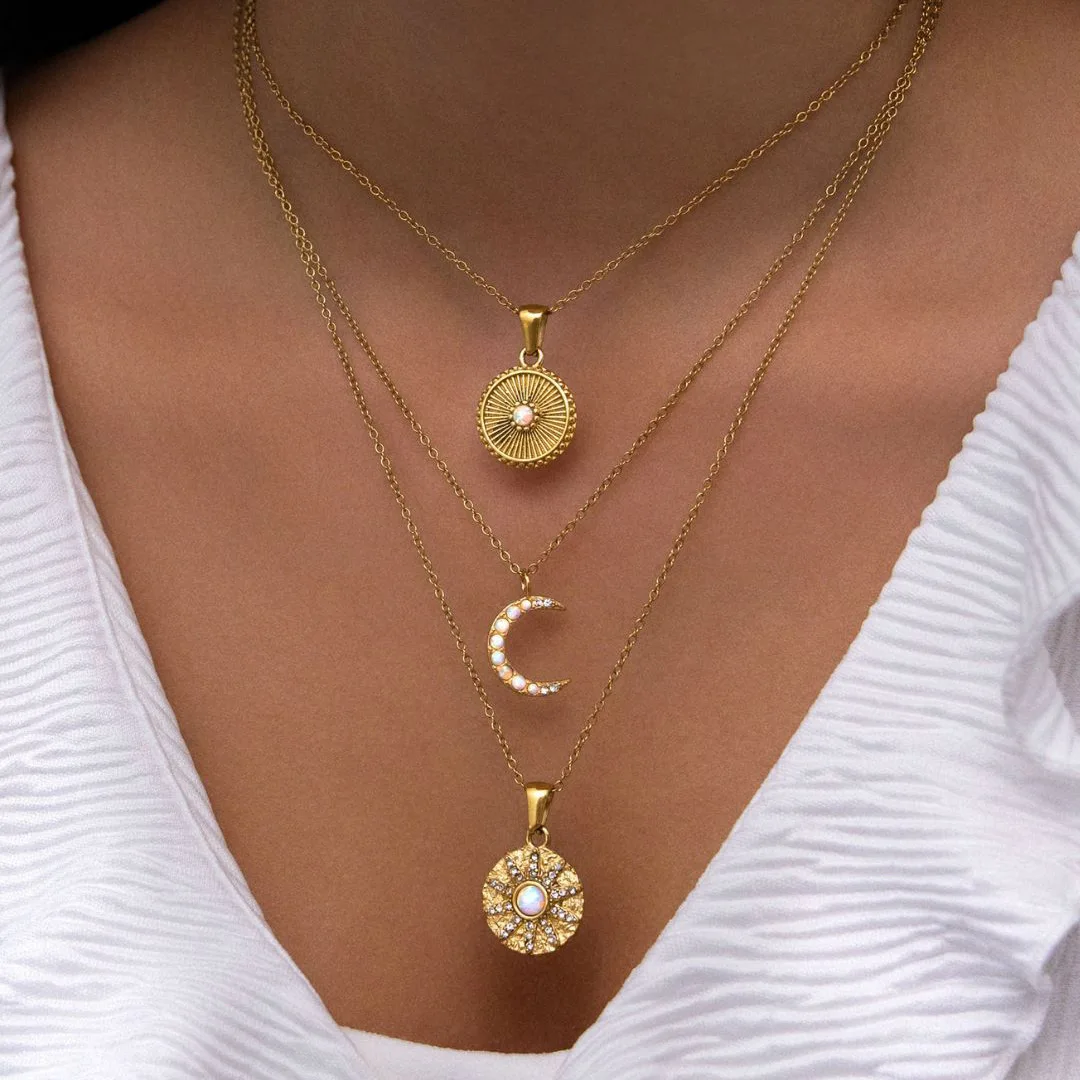 

Premium Stackable Necklace Modern Sun Moon Design Geometric Disk with Crystals Dainty Layered Chain for Women