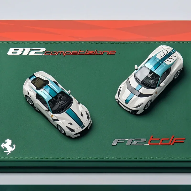 Nuevo en Stock Toc Fuelme Gd 1:64 F12 Tdf 812Competizione Kit de coche doble coche de resina Navidad miniatura adorno fundido a presión juguete personalizado