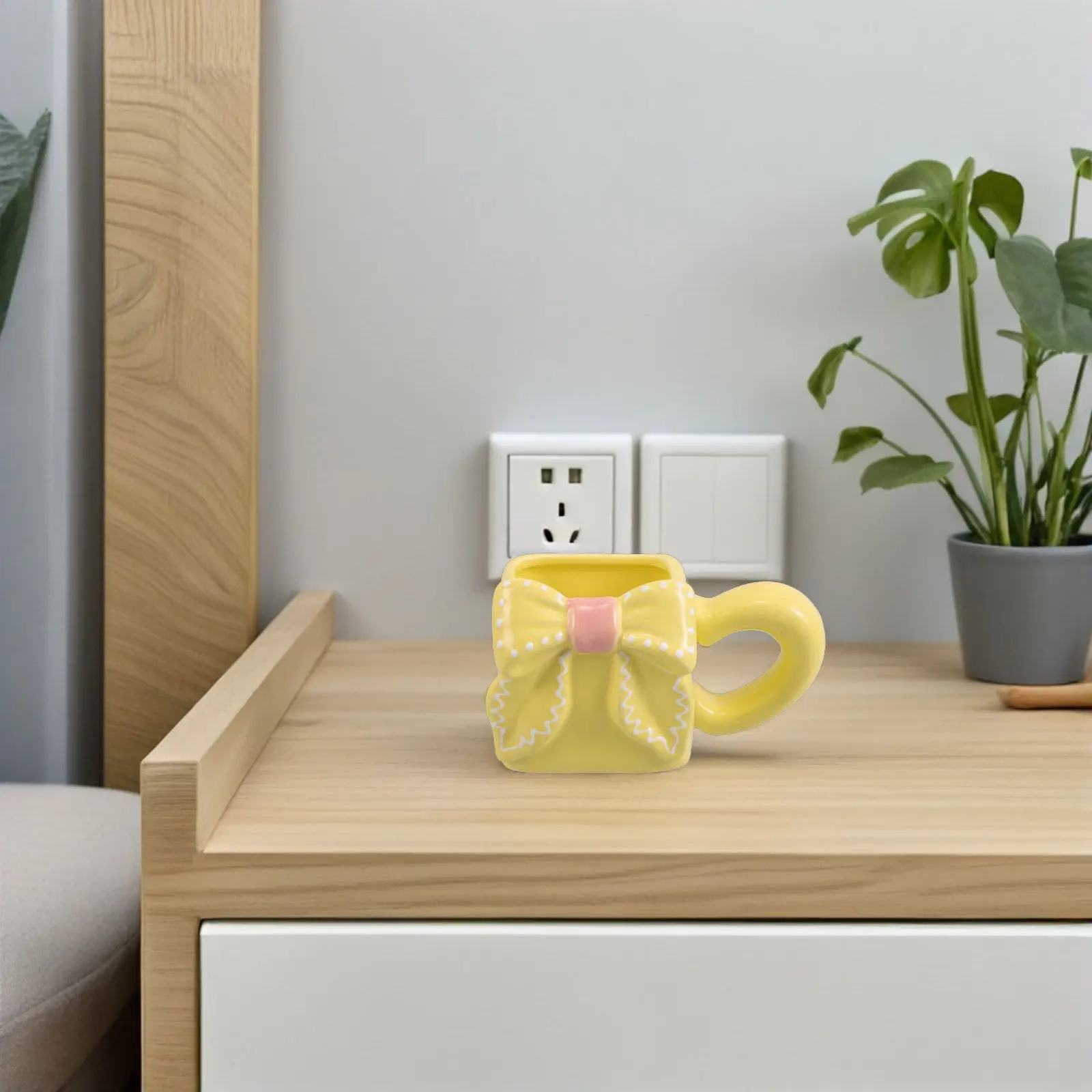 

Bowknot Ceramic Coffee Cup Elegant Tea Mug 330Ml Porcelain Material Smooth Surface Easy to Clean for Home Office Cafe Use Unique