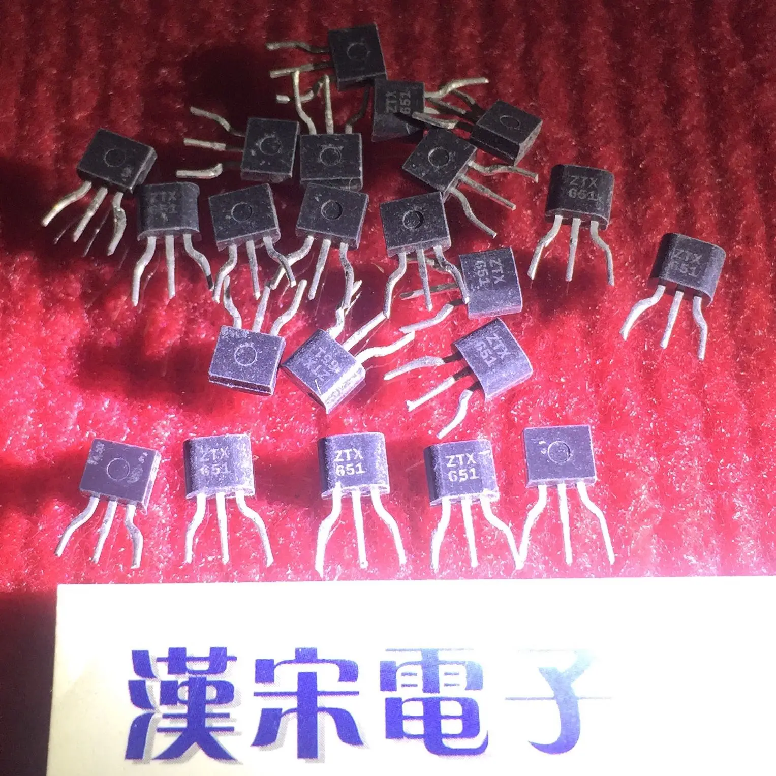 10pcs/Lot ZTX651 TO-92S New original