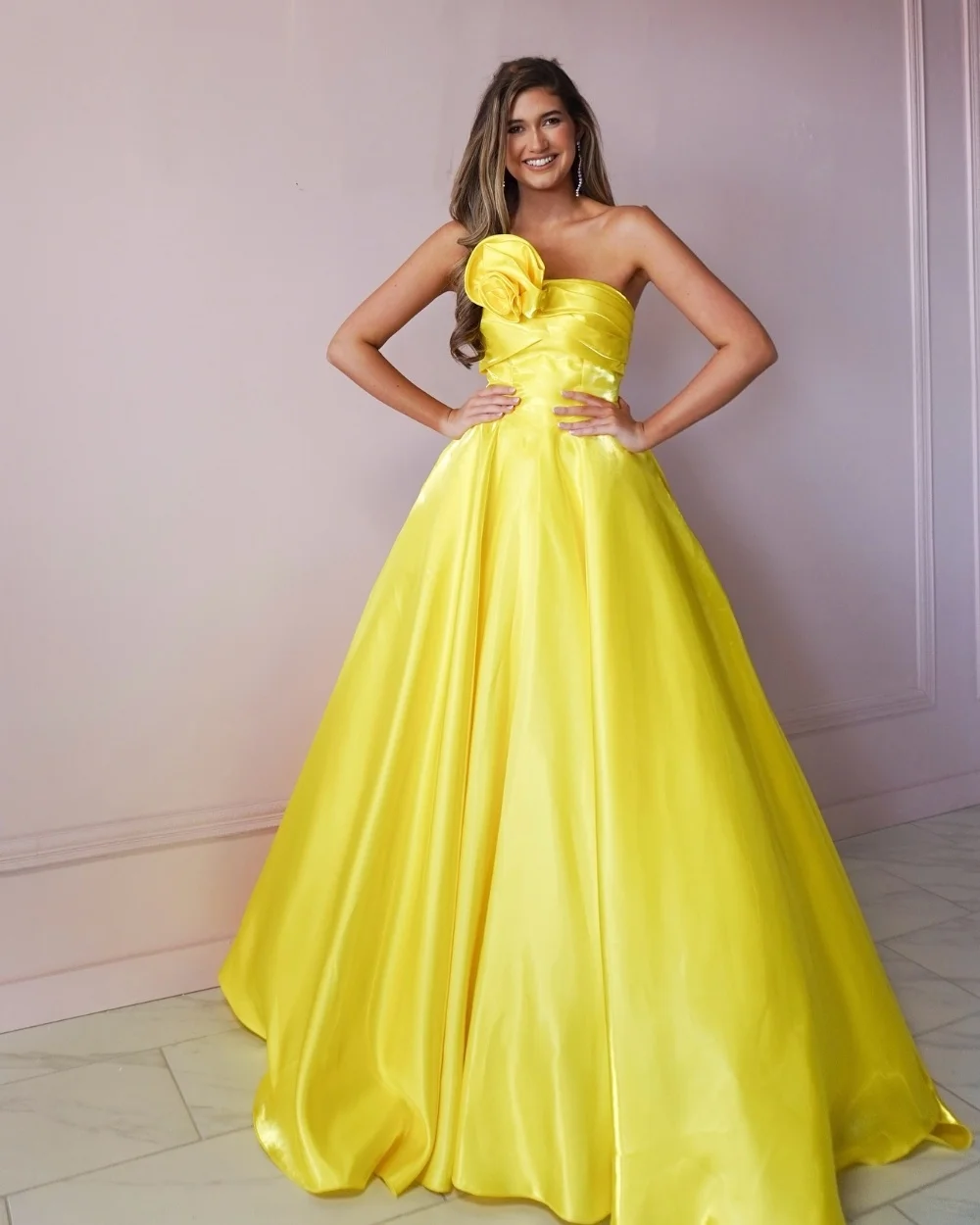 Customized Matching Sexy Handmade Flower Pleat Ruched A-line Strapless Long Dresses Evening Dresses Sizes Available High Quality