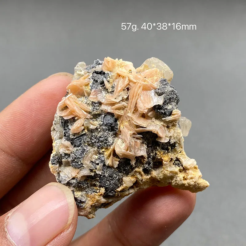 

Best！100% natural yellow barite and cerusite ,rough mineral specimen healing crystal gem collection