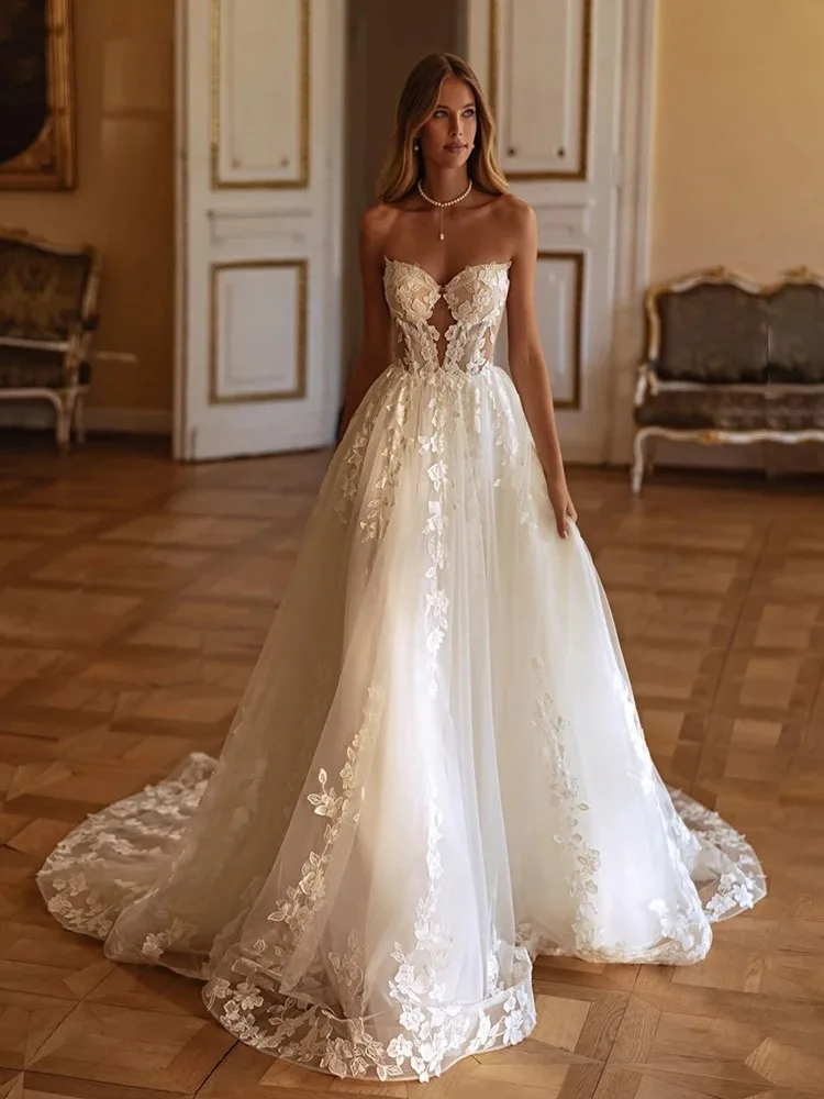 

Charming Sweetheart A-line Wedding Dresses Strapless Lace Appliques Floor Length Bridal Gown Boho vestido de novia
