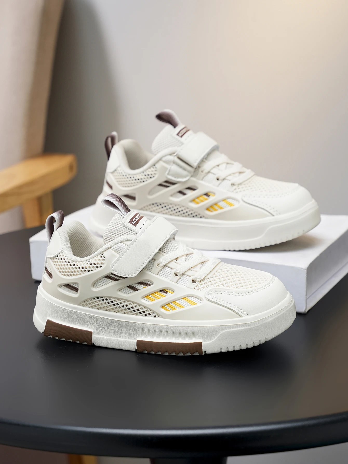 

New Patchwork Sneakers for Boys and Girls, Personalized Fashion Skate Shoes, Flats Cushioning Running Shoes, Campus Outdoor Leisure Sports, Suitable for All Seasons