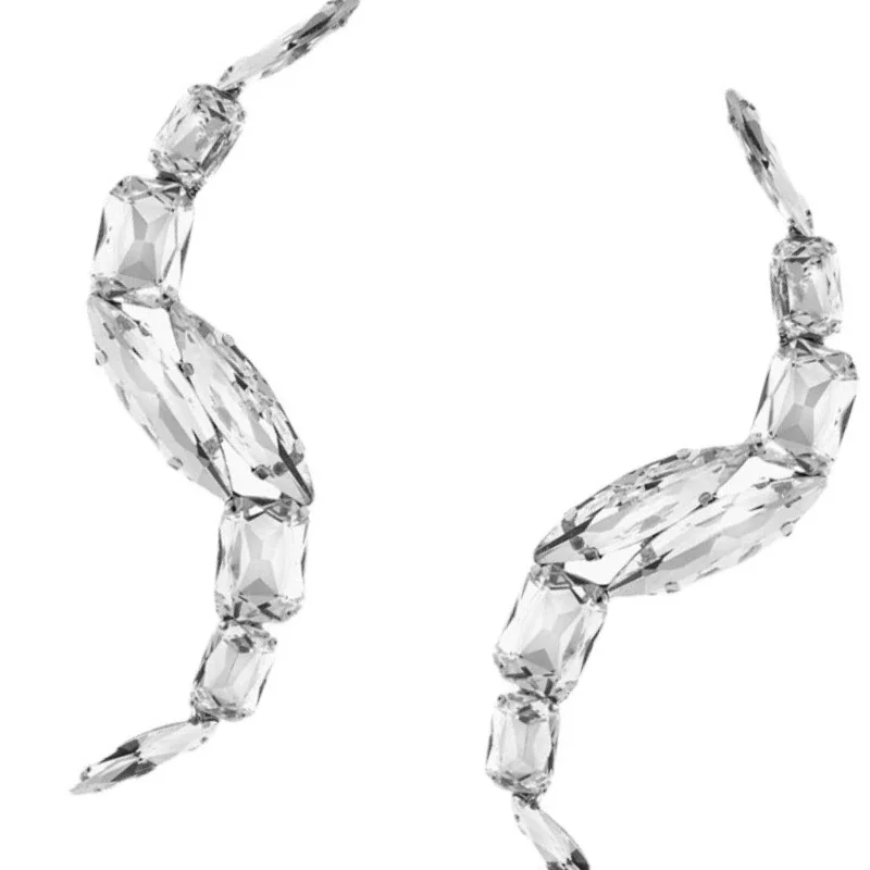 Exaggerated Rhinestone S-shaped Ear Clip Cuff Earrings Wedding Jewelry for Women Luxury Crystal Geometric Femme Clip Earrings