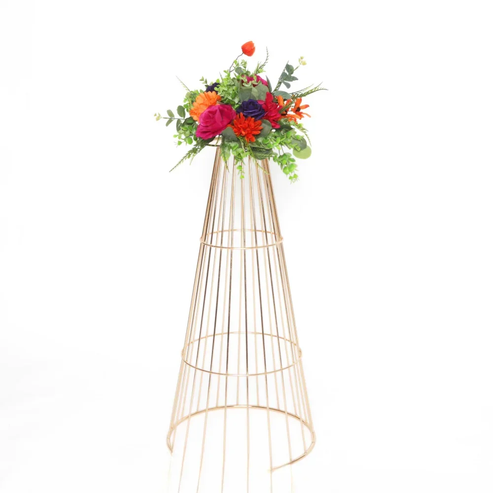 

'Elegant Set of 4 Gold Flower Centerpiece Pedestal Stands - Perfect for Wedding and Event Table Decor